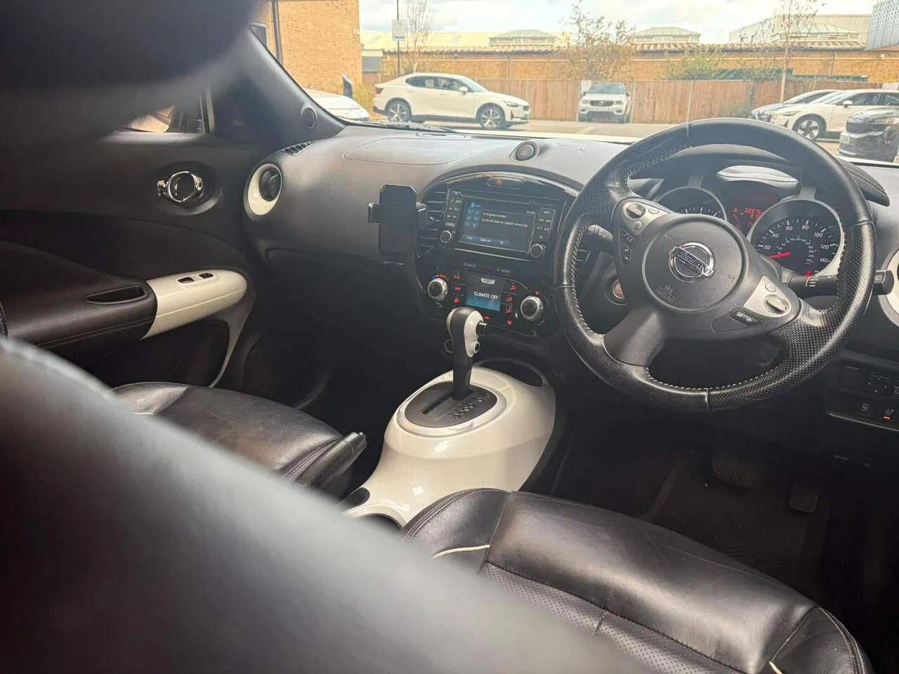 Nissan Juke 2019 photo 5