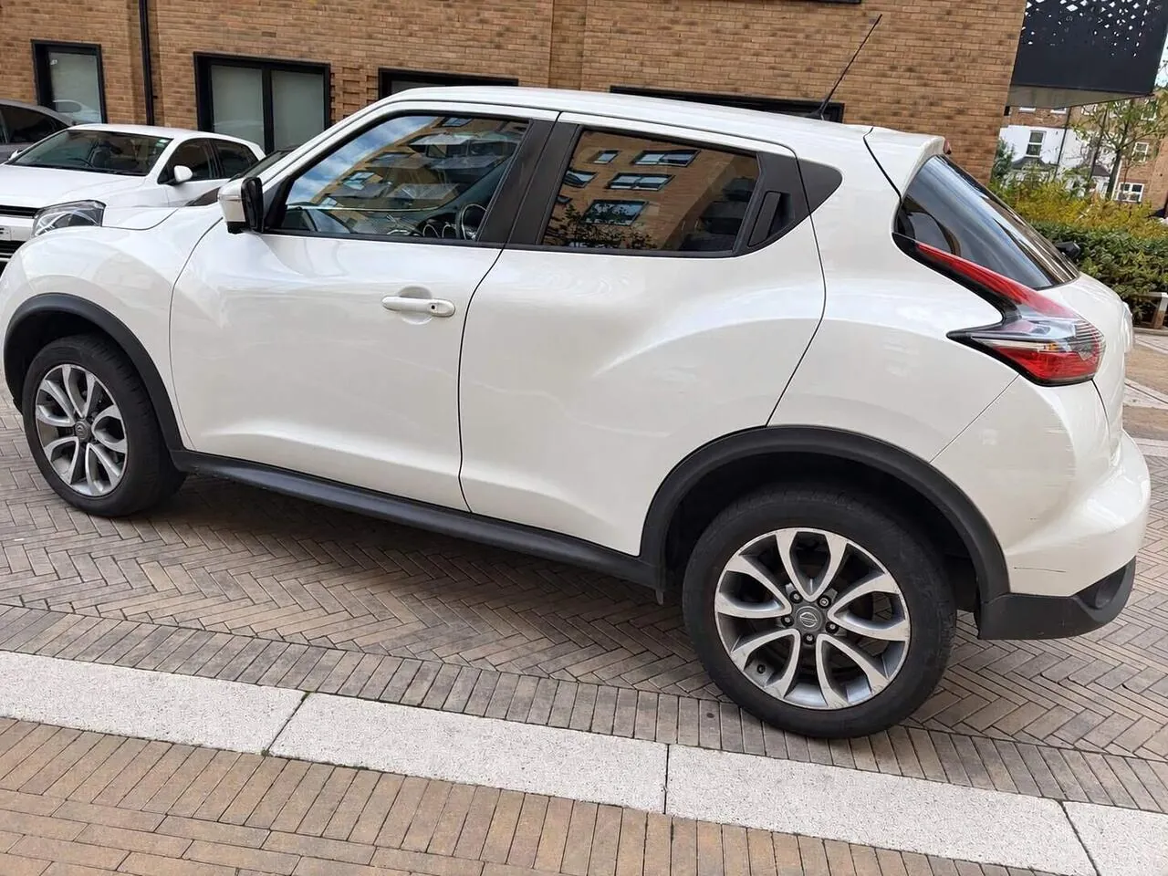 Nissan Juke 2019 photo 3