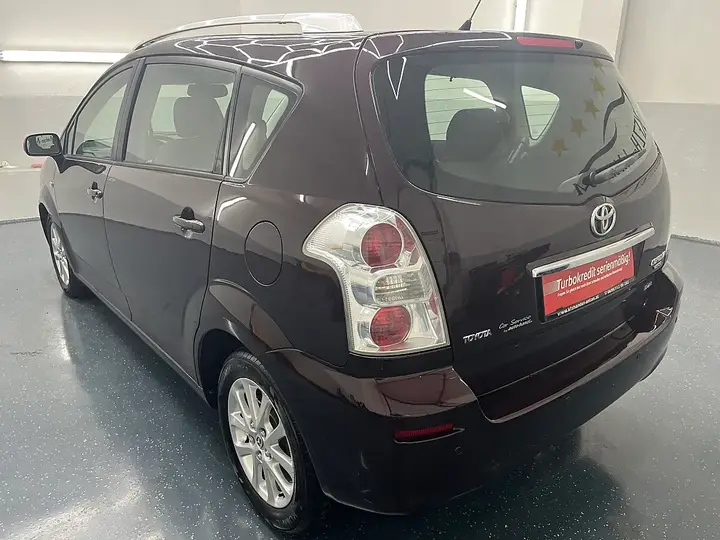 Toyota Corolla Verso 2008 photo 3