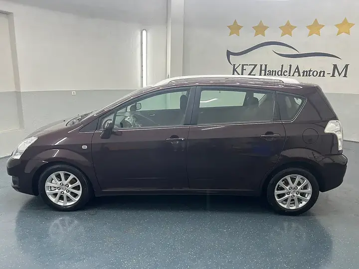 Toyota Corolla Verso 2008 photo 2