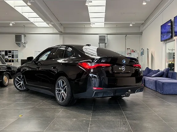 BMW I4 2024 photo 5