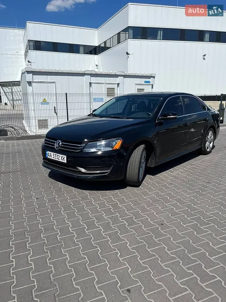 Volkswagen Passat 2012 photo 4