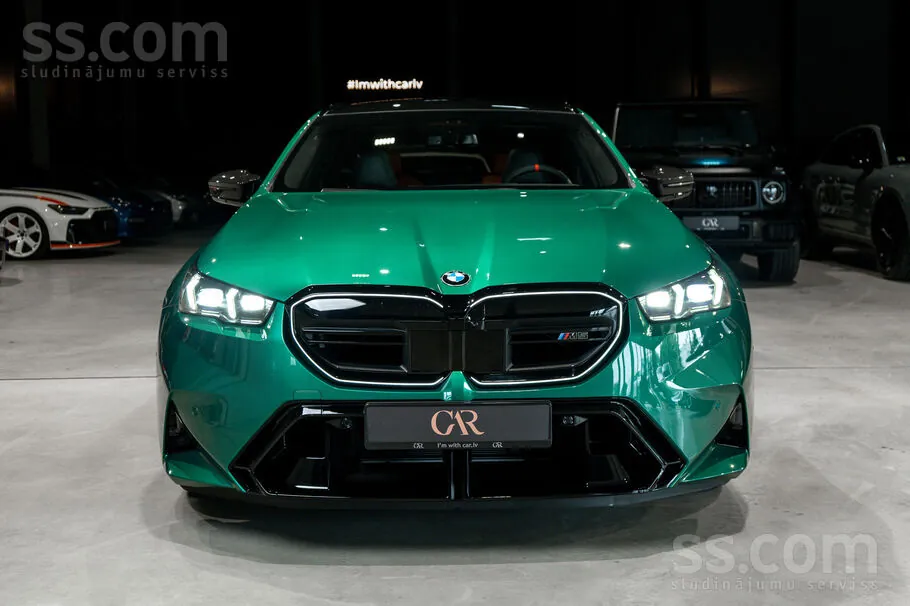 BMW M5 2025 photo 2
