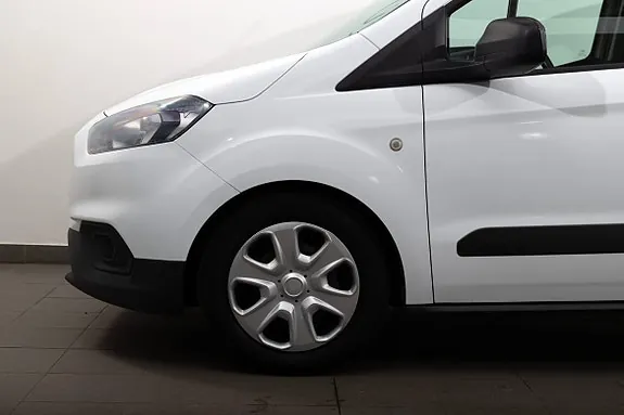 Ford Transit Courier 2019 photo 4