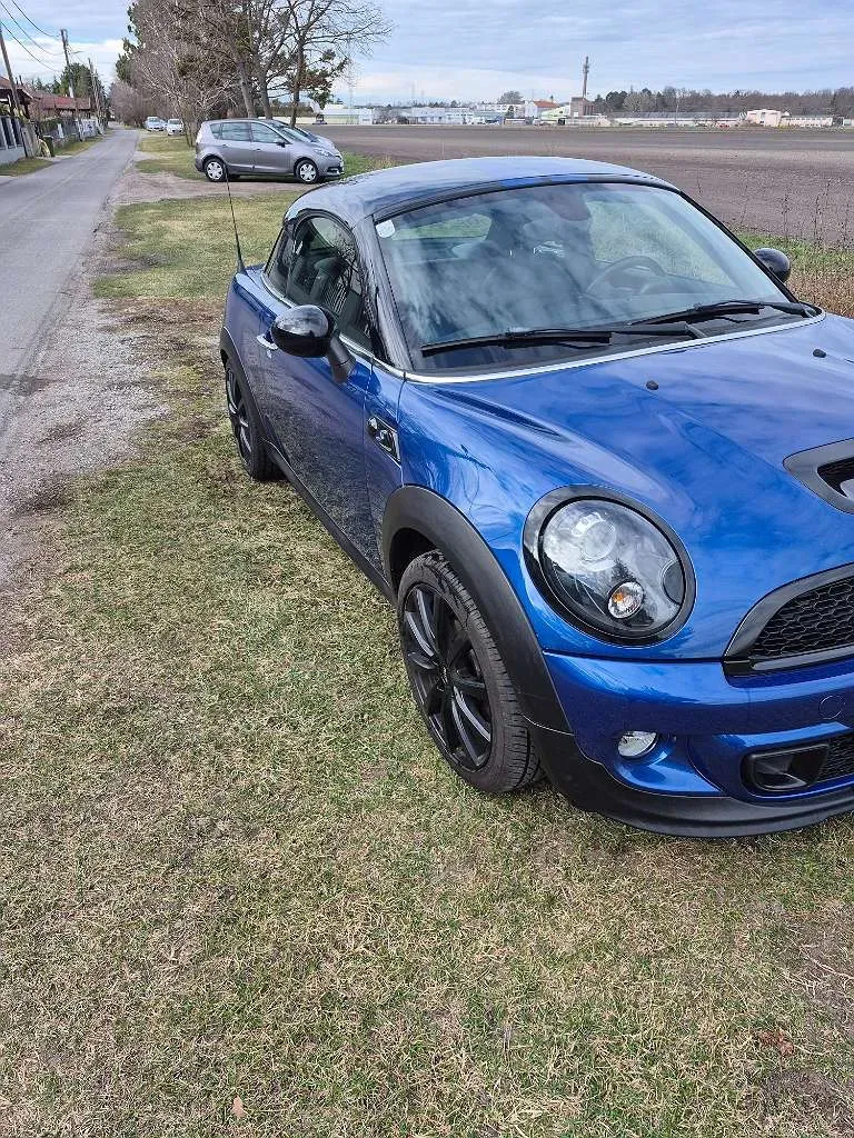 Mini Coupe 2011 photo 3