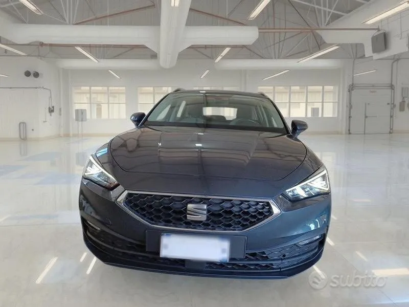 Seat Leon 2022 photo 2