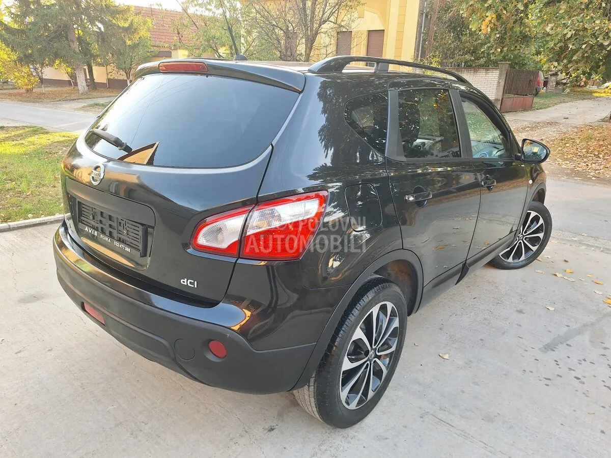 Nissan Qashqai 2012 photo 4