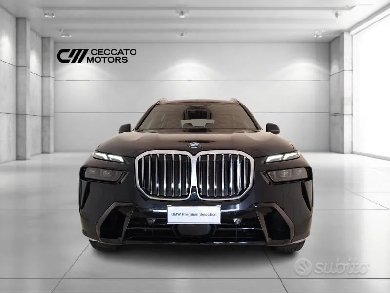 BMW X7 2024 photo 2