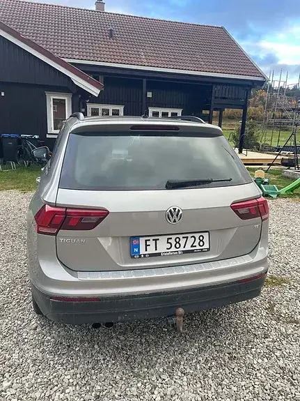 Volkswagen Tiguan 2018 photo 3