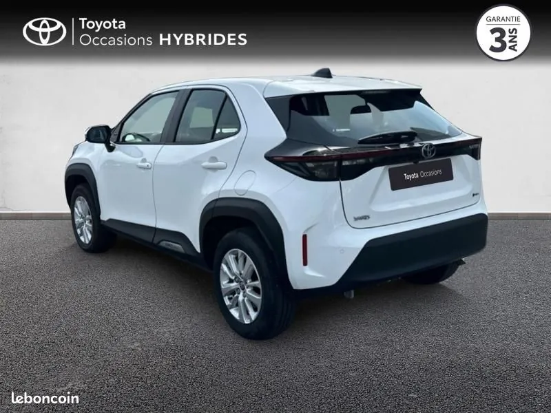 Toyota Yaris Cross 2025 photo 2
