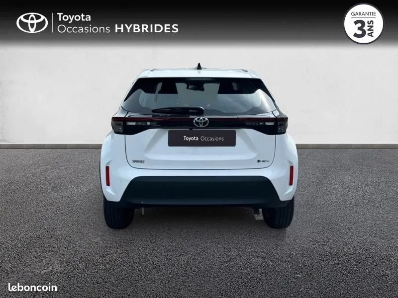 Toyota Yaris Cross 2025 photo 4