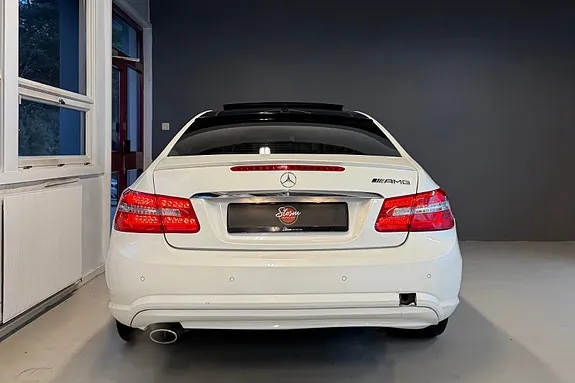 Mercedes-Benz E220 2010 photo 5