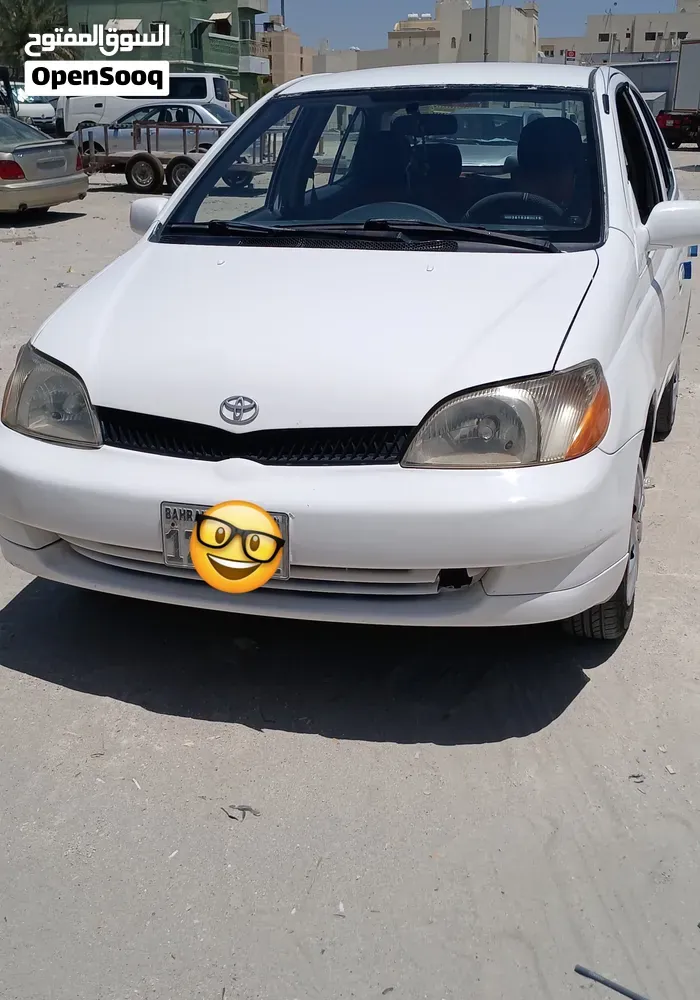 Toyota Echo 2000 photo 4