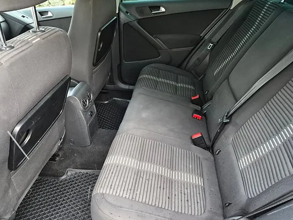 Volkswagen Tiguan 2011 photo 5