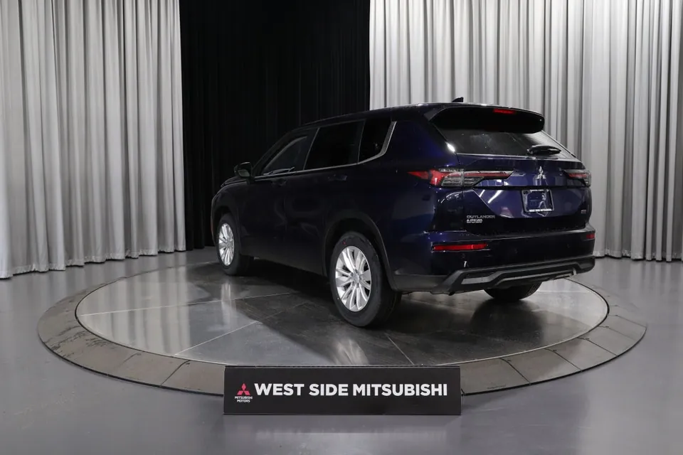 Mitsubishi Outlander 2026 photo 4