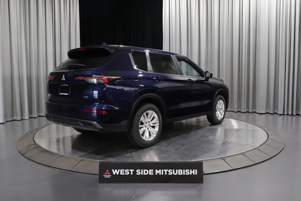Mitsubishi Outlander 2026 photo 5