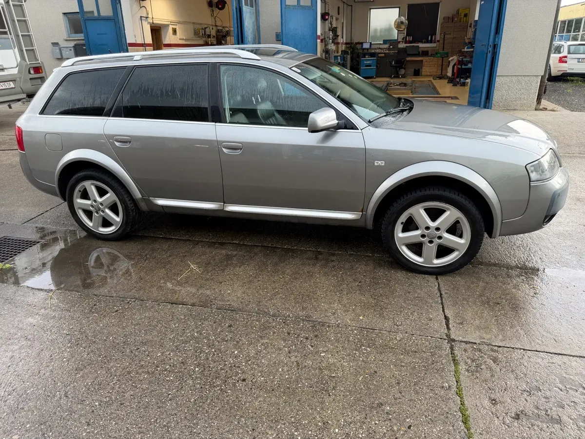 Audi A6 Allroad 2005 photo 2