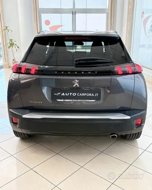 Peugeot 2008 2023 photo 4