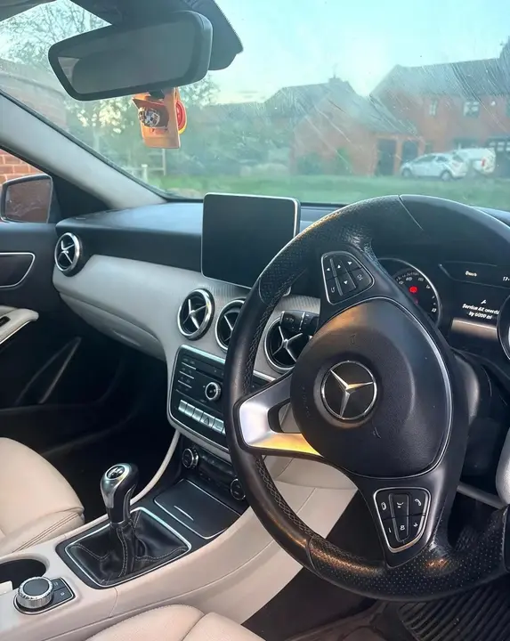 Mercedes-Benz A-Class 2016 photo 4