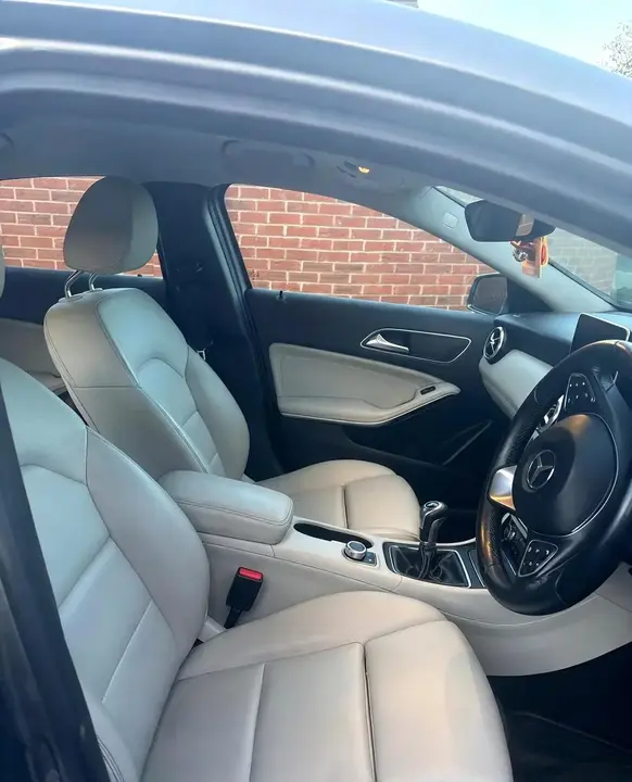 Mercedes-Benz A-Class 2016 photo 2