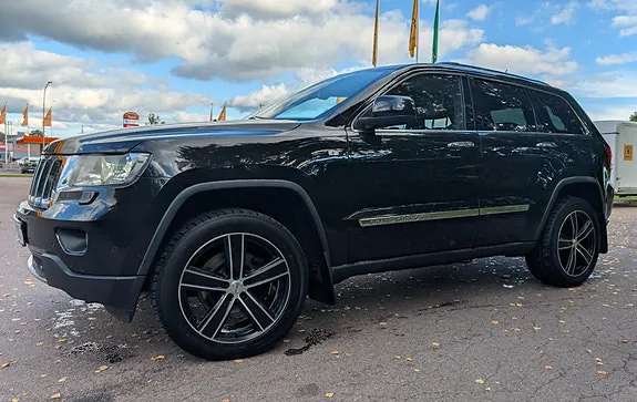 Jeep Grand Cherokee 2011 photo 5