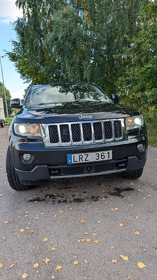 Jeep Grand Cherokee 2011 photo 4