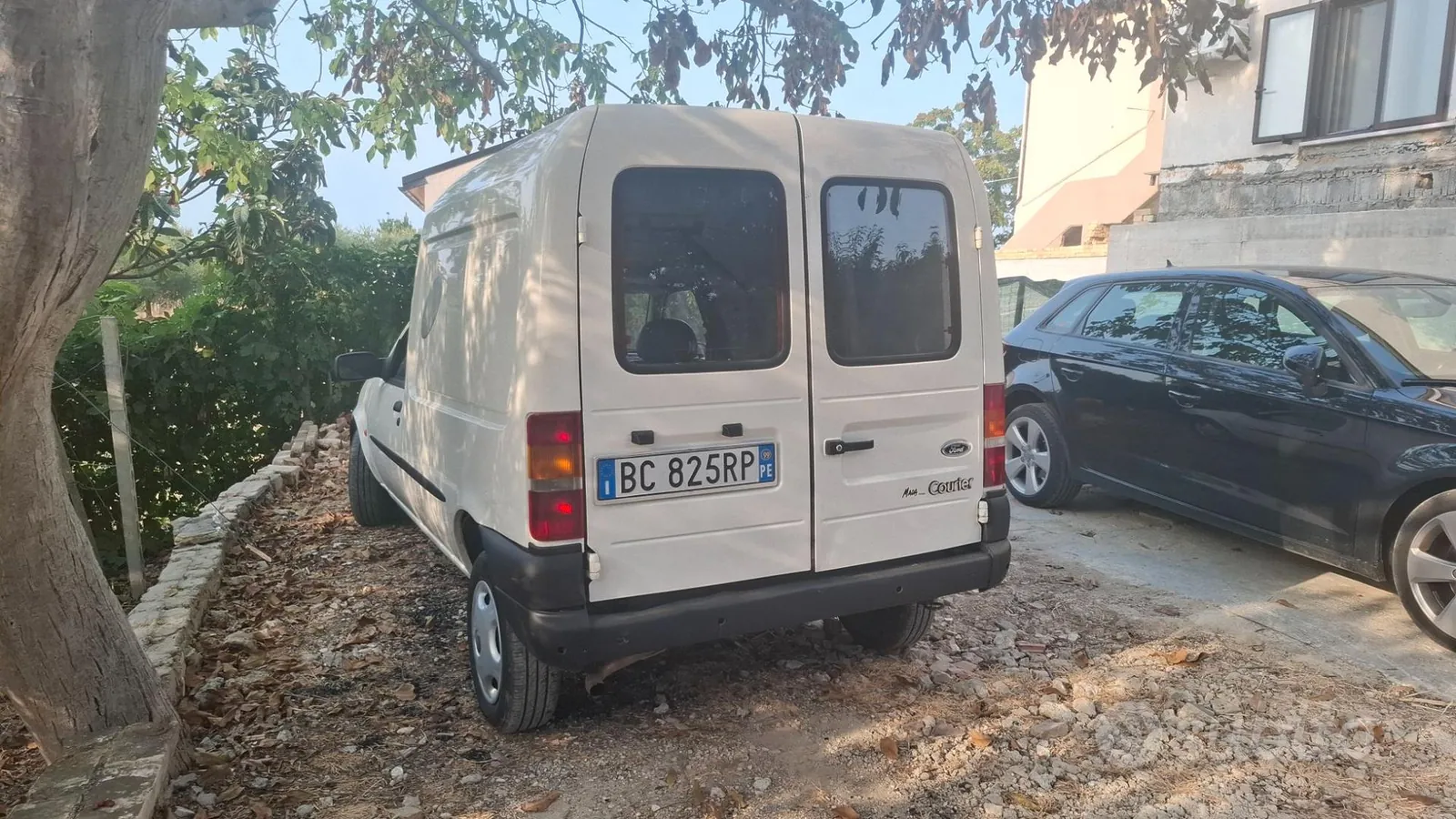 Ford Courier 1999 photo 2
