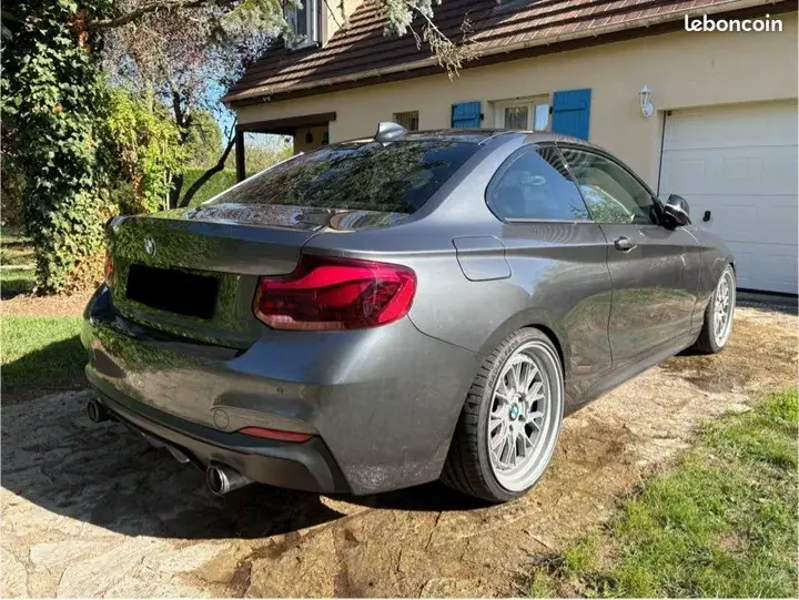 BMW M240I