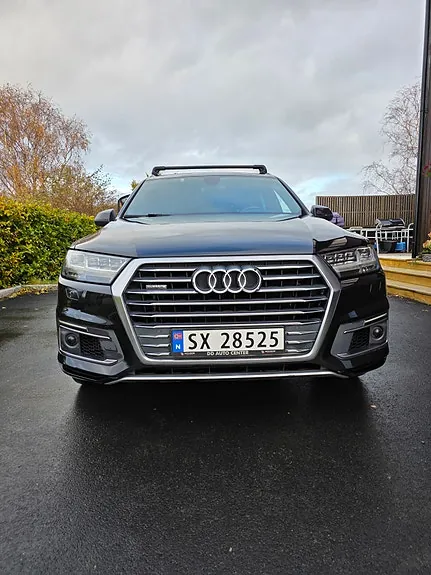 Audi Q7 2018 photo 2