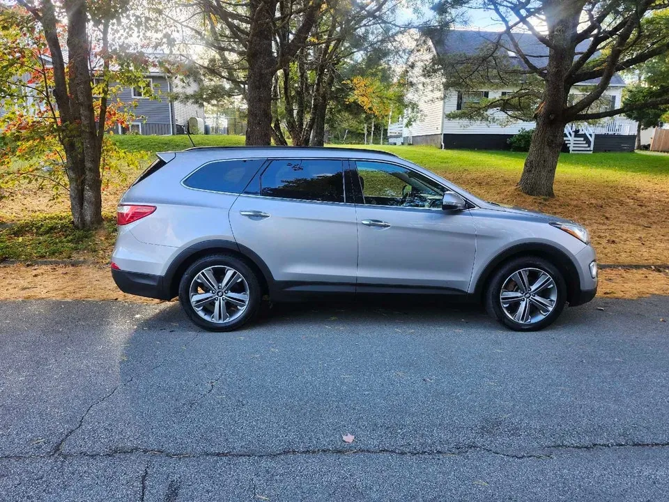 Hyundai Santa Fe 2017 photo 2