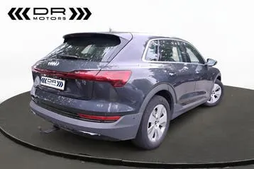 Audi E-Tron 2021 photo 2