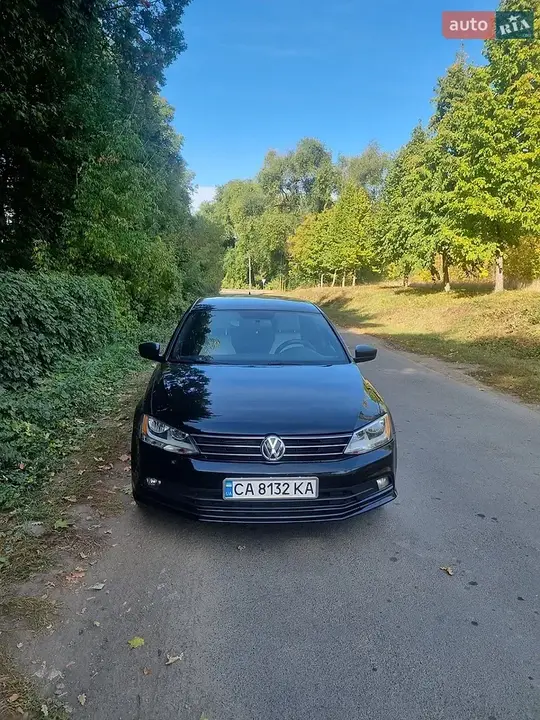 Volkswagen Jetta 2015 photo 2