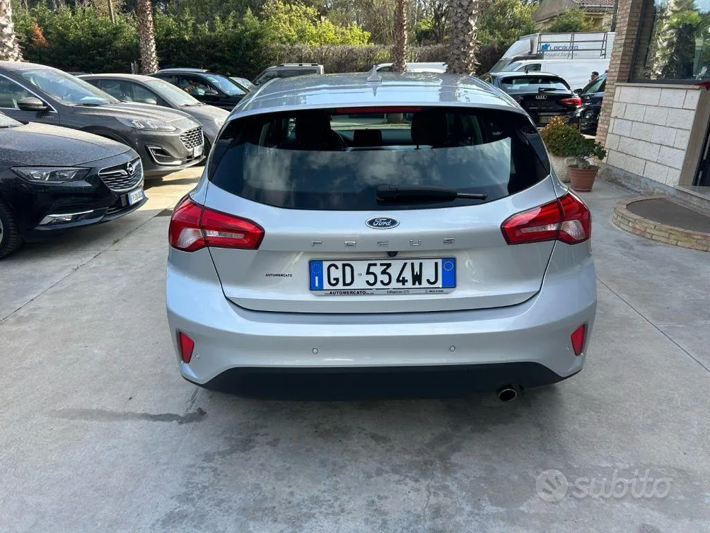 Ford Focus 2021 photo 5