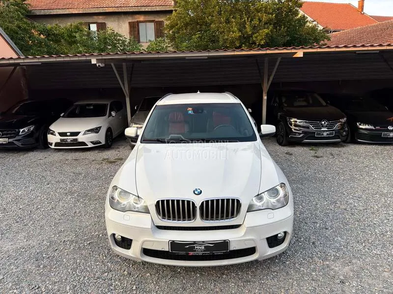 BMW X5 2012 photo 2