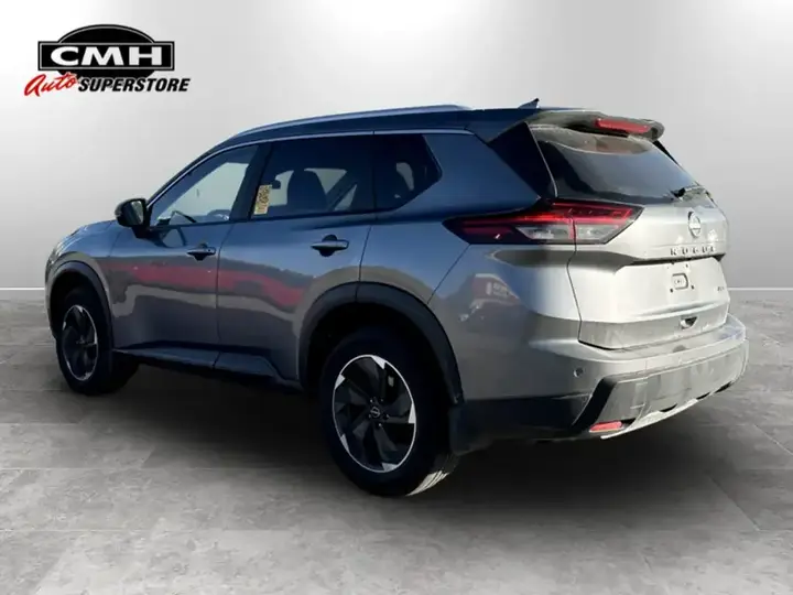 Nissan Rogue 2026 photo 4
