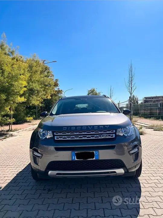 Land Rover Discovery Sport 2018 photo 2