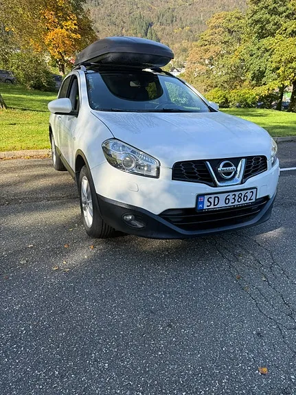Nissan Qashqai 2012 photo 2