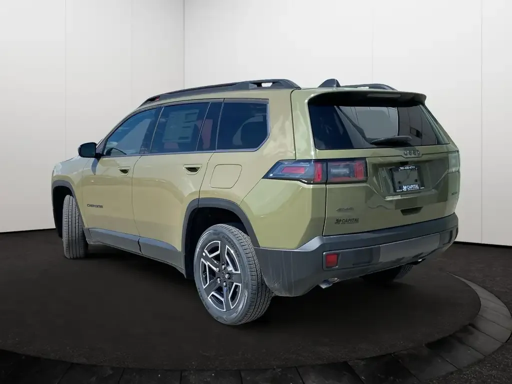 Jeep Cherokee 2026 photo 4