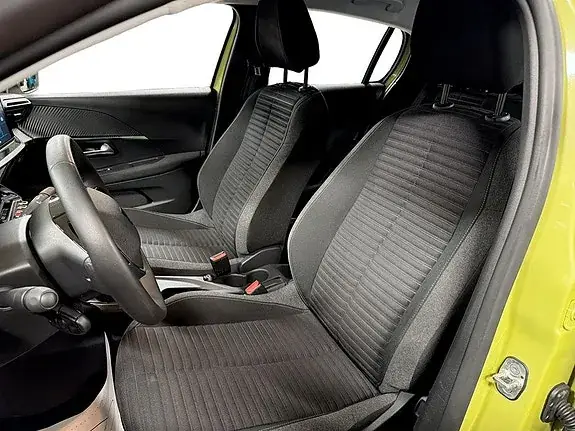 Peugeot 208 2024 photo 5