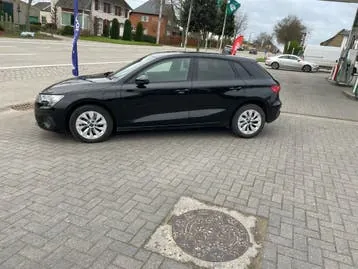 Audi A3 2023 photo 2