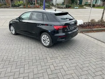 Audi A3 2023 photo 3