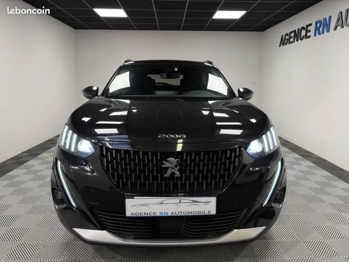 Peugeot 2008 2020 photo 2