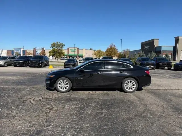 Chevrolet Malibu 2019 photo 3