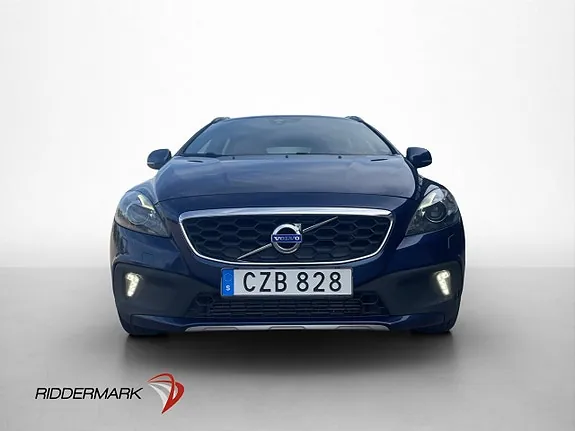 Volvo V40 Cross Country 2015 photo 2