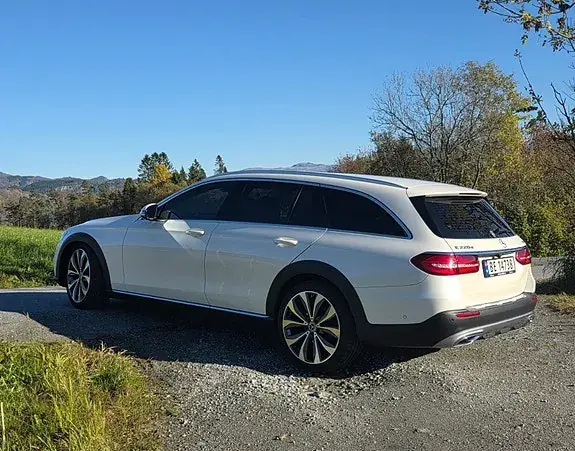 Mercedes-Benz E220 D 2017 photo 3