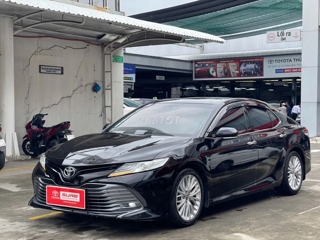Toyota Camry 2020 photo 3