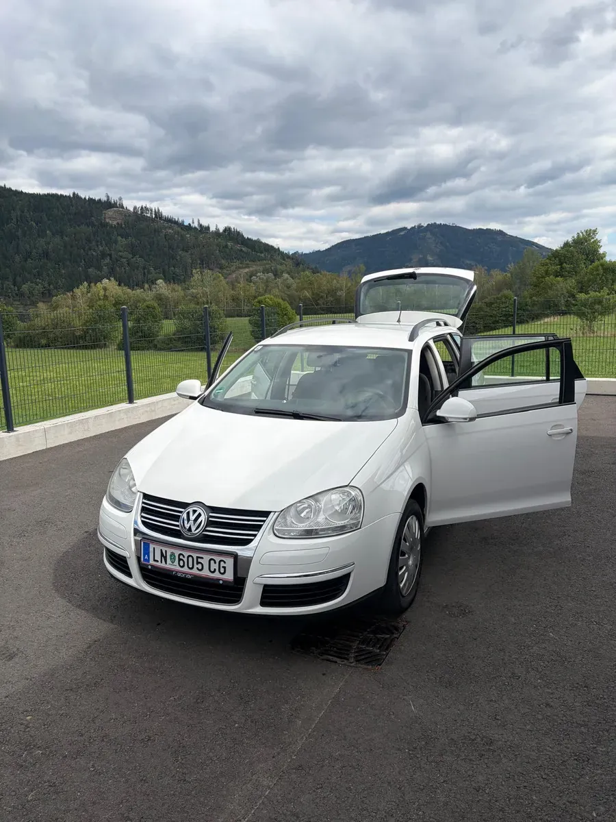 Volkswagen Golf 2009 photo 2