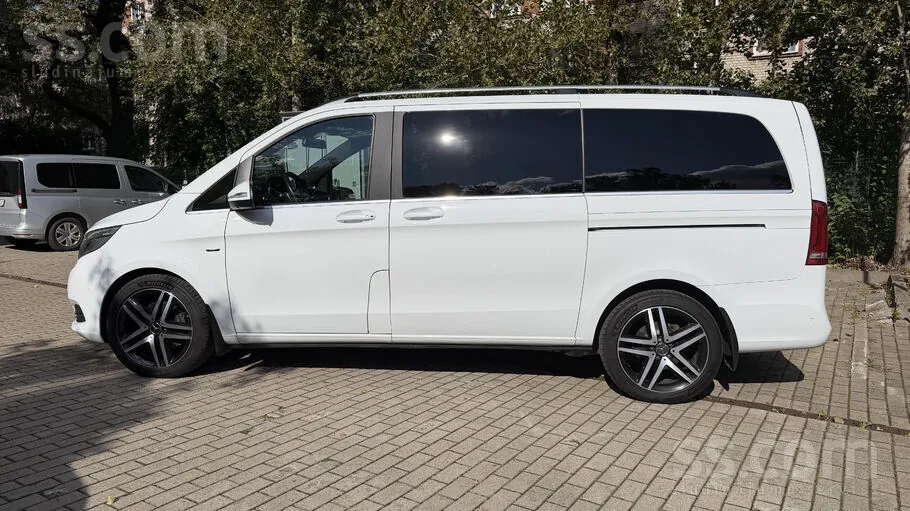 Mercedes-Benz V-Class 2014 photo 2