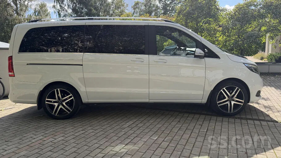 Mercedes-Benz V-Class 2014 photo 4