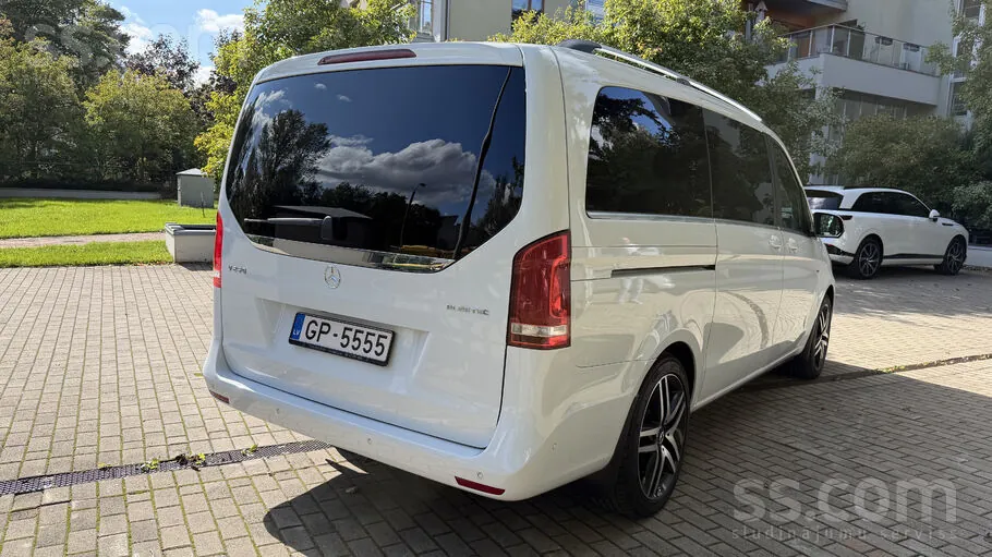Mercedes-Benz V-Class 2014 photo 5